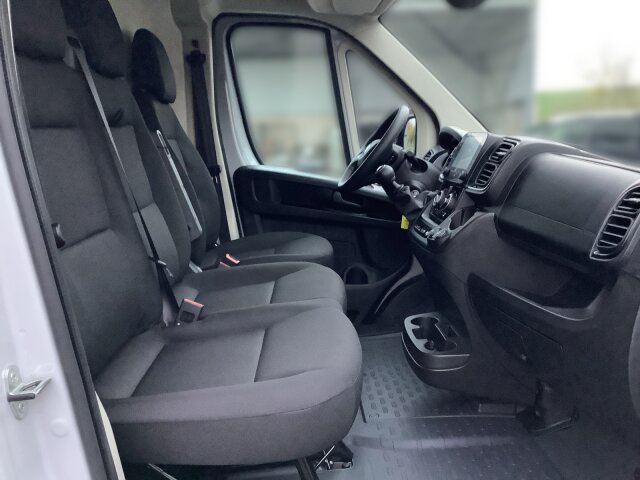 Opel Movano 2.2 3,5t L2H2 Rückfahrkamera AHZV Opel Movano 2.2 3,5t L2H2 Rückfahrkamera AHZV