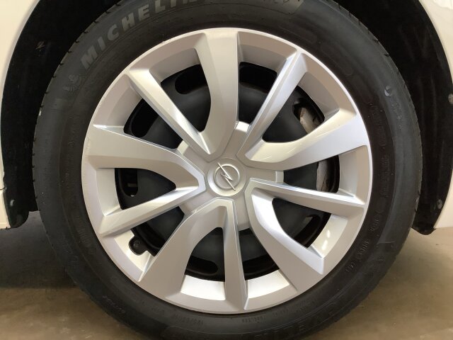 Opel Corsa F e Edition Automatik Klimaautomatik Sitzheizung Opel Corsa F e Edition Automatik Klimaautomatik Sitzheizung