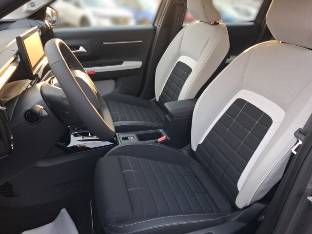 Citroën ë-C3 PLUS 113 44KW/h +11KW OBC+WINTER-Paket+LED Citroën ë-C3 PLUS 113 44KW/h +11KW OBC+WINTER-Paket+LED