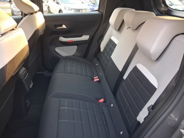 Citroën ë-C3 PLUS 113 44KW/h +11KW OBC+WINTER-Paket+LED Citroën ë-C3 PLUS 113 44KW/h +11KW OBC+WINTER-Paket+LED