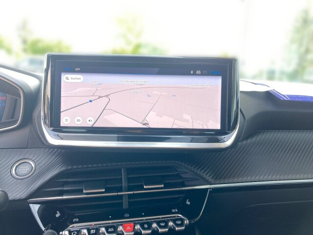 Peugeot 208 Allure 110 +Navi+180°Kamera+SHZ+ Peugeot 208 Allure 110 +Navi+180°Kamera+SHZ+