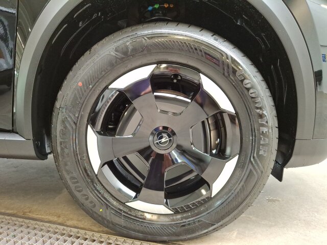 Opel Frontera 1.2 Edition Klima Radio 10 Touchscreen Navi (GW TZ) Opel Frontera 1.2 Edition Klima Radio 10 Touchscreen Navi (GW TZ)