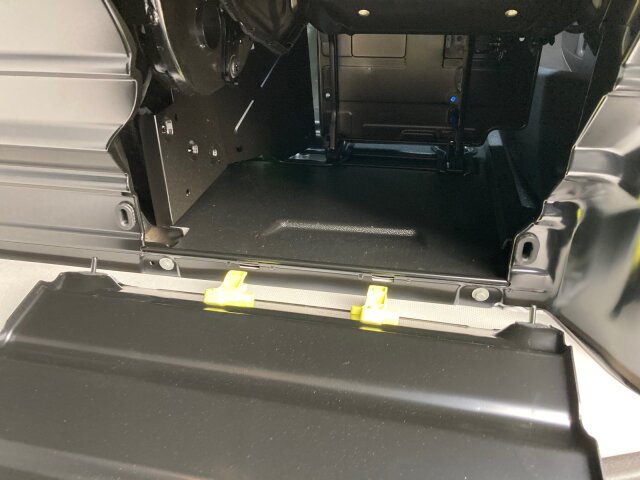 Peugeot Expert L3 BHDi 145 +Kamera+Holz+AHK+Moduwork+ Peugeot Expert L3 BHDi 145 +Kamera+Holz+AHK+Moduwork+